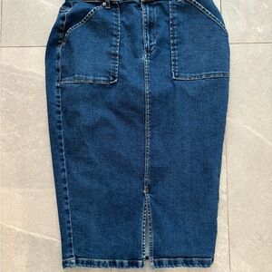Denim Skirt with Pockets